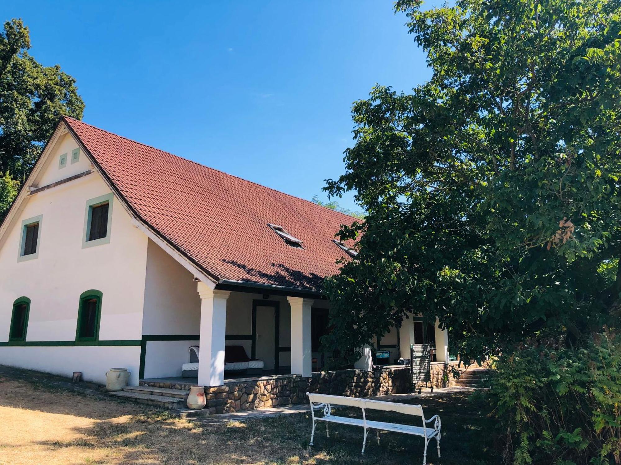 Aligvar Vendeghaz Salfold Luaran gambar